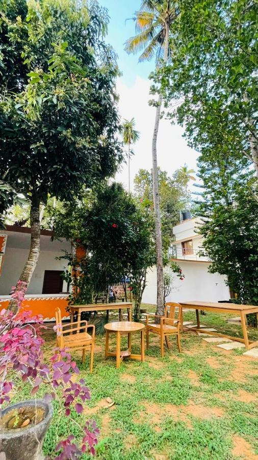 Appartement Skylounge Residency à Thiruvananthapuram Extérieur photo