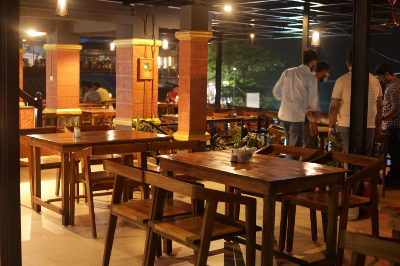 Appartement Skylounge Residency à Thiruvananthapuram Extérieur photo