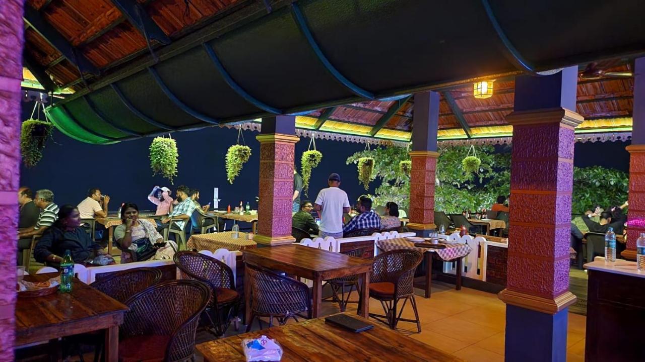 Appartement Skylounge Residency à Thiruvananthapuram Extérieur photo