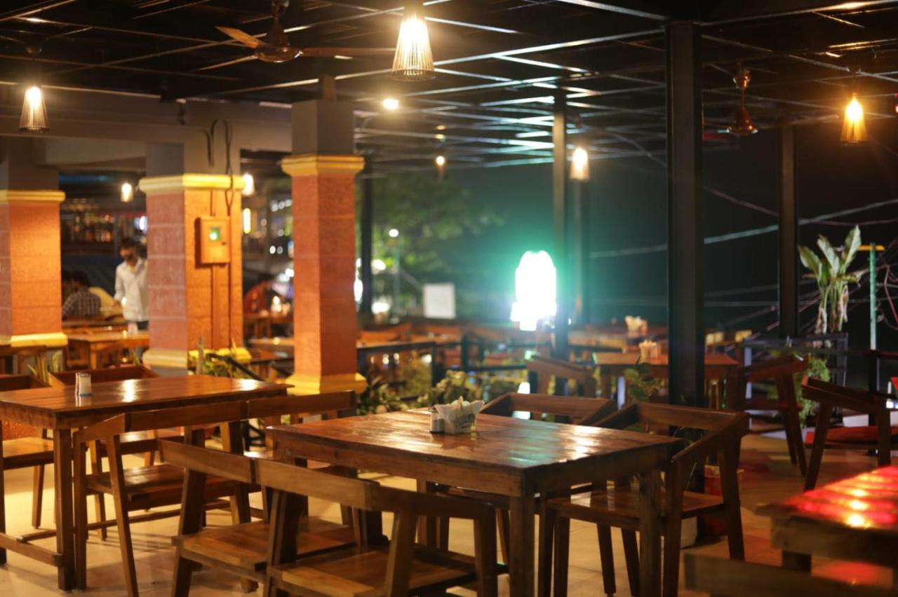 Appartement Skylounge Residency à Thiruvananthapuram Extérieur photo