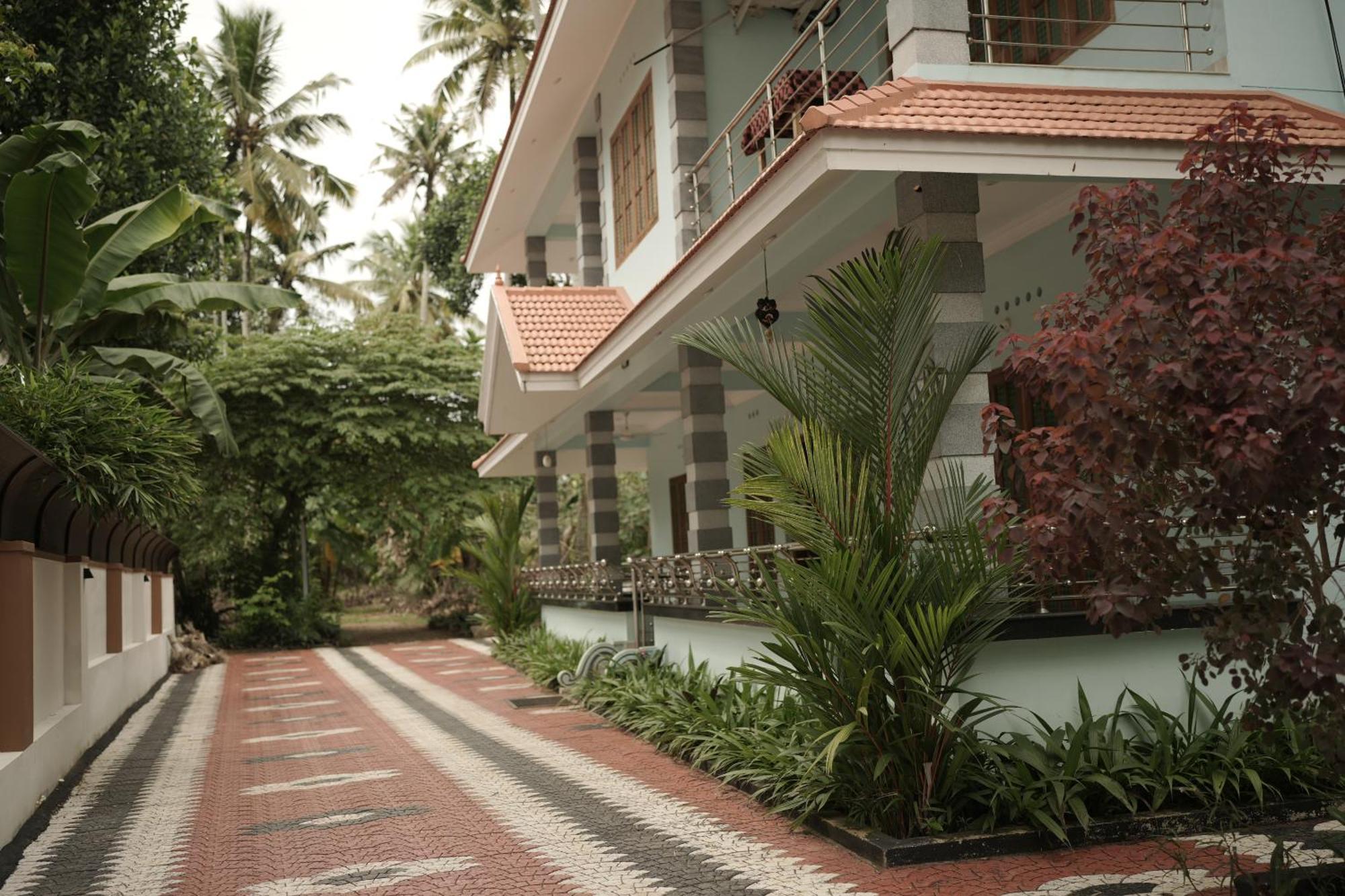 Appartement Skylounge Residency à Thiruvananthapuram Extérieur photo
