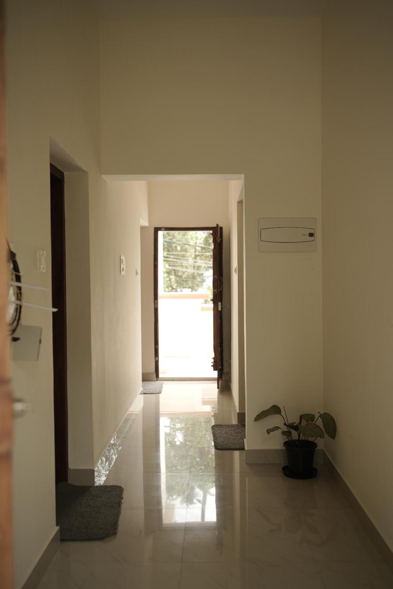 Appartement Skylounge Residency à Thiruvananthapuram Extérieur photo
