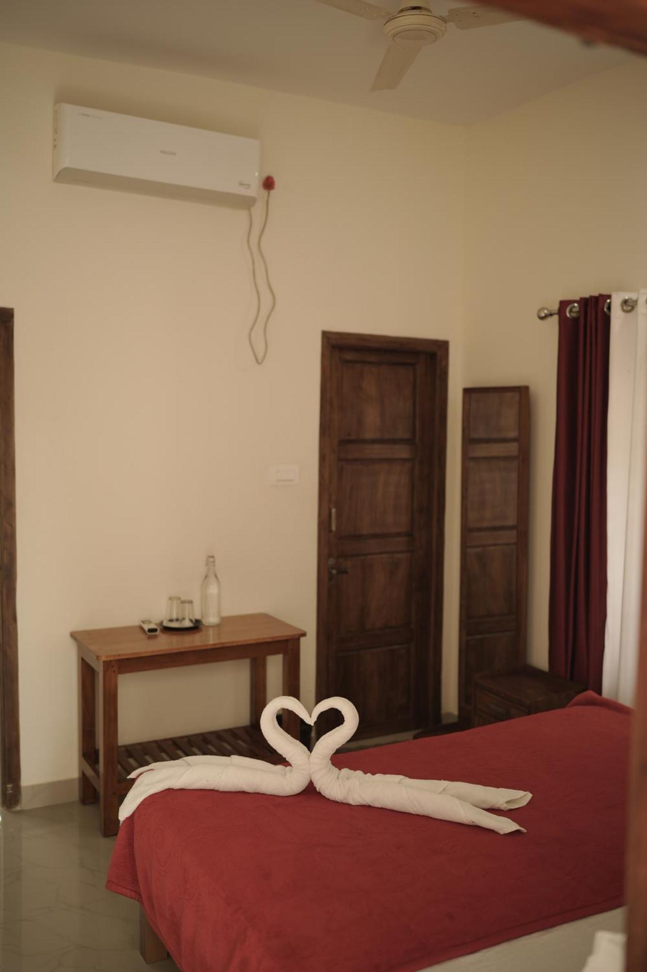 Appartement Skylounge Residency à Thiruvananthapuram Extérieur photo