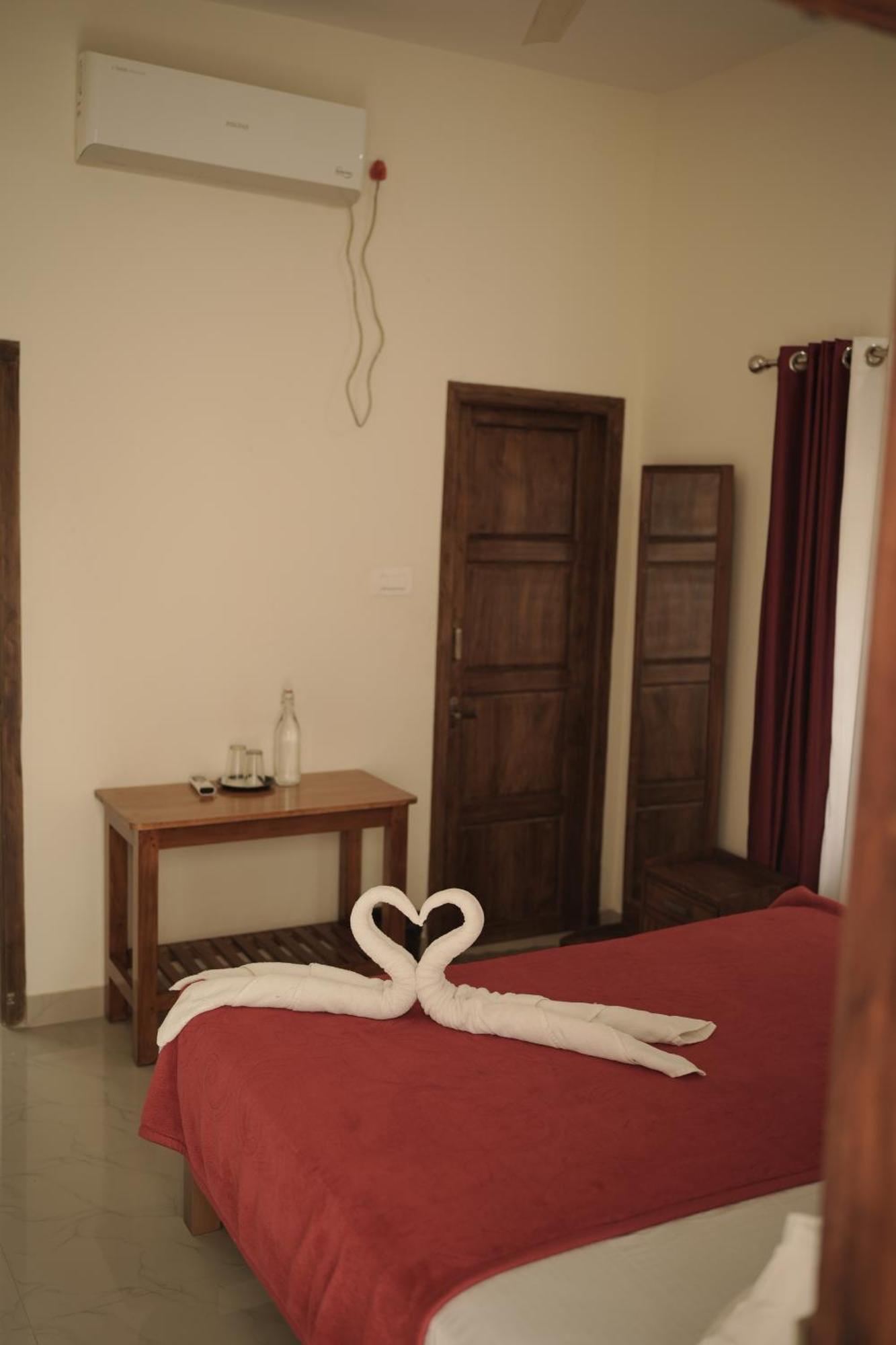 Appartement Skylounge Residency à Thiruvananthapuram Extérieur photo