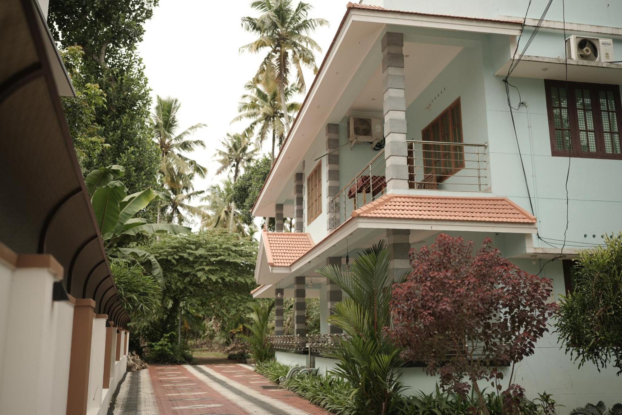 Appartement Skylounge Residency à Thiruvananthapuram Extérieur photo